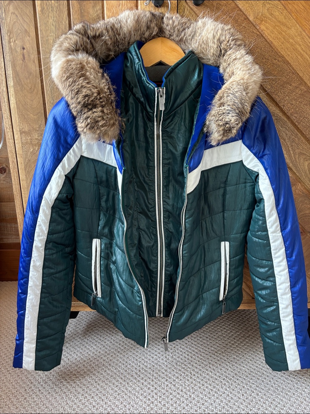 Puffer jacket! - Picture 3 of 9